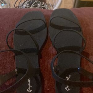 Cute black sandals.